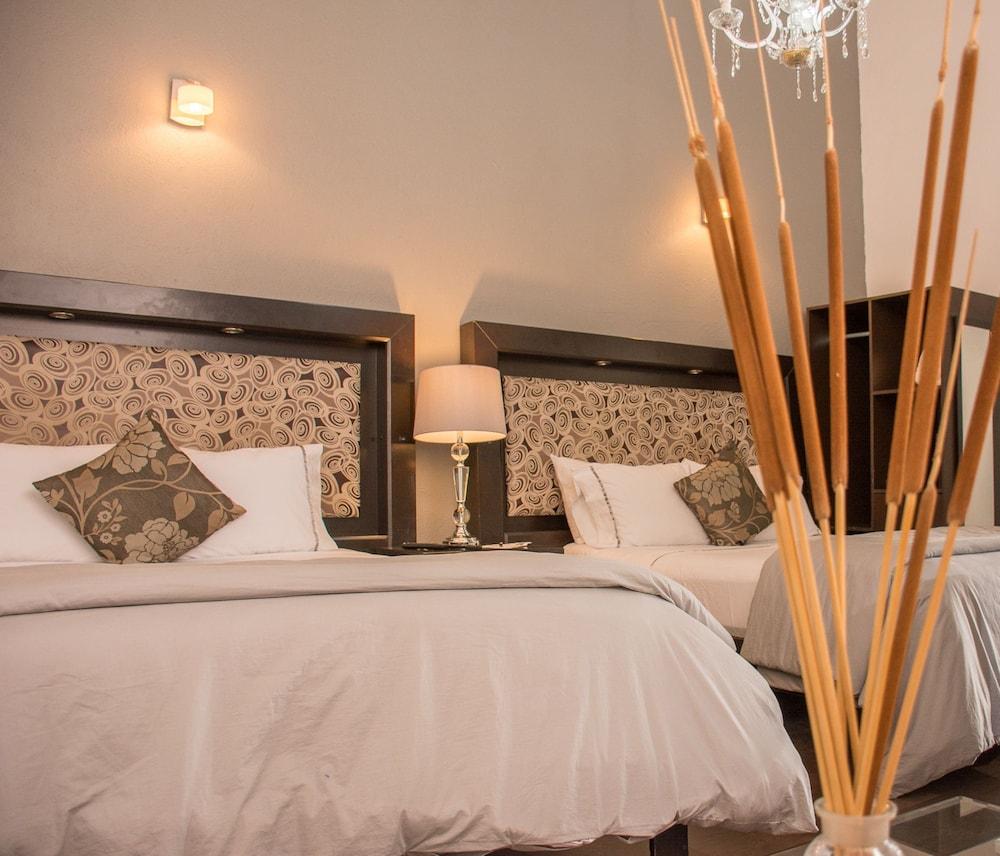 M Hoteles Concepto Morelia Bagian luar foto