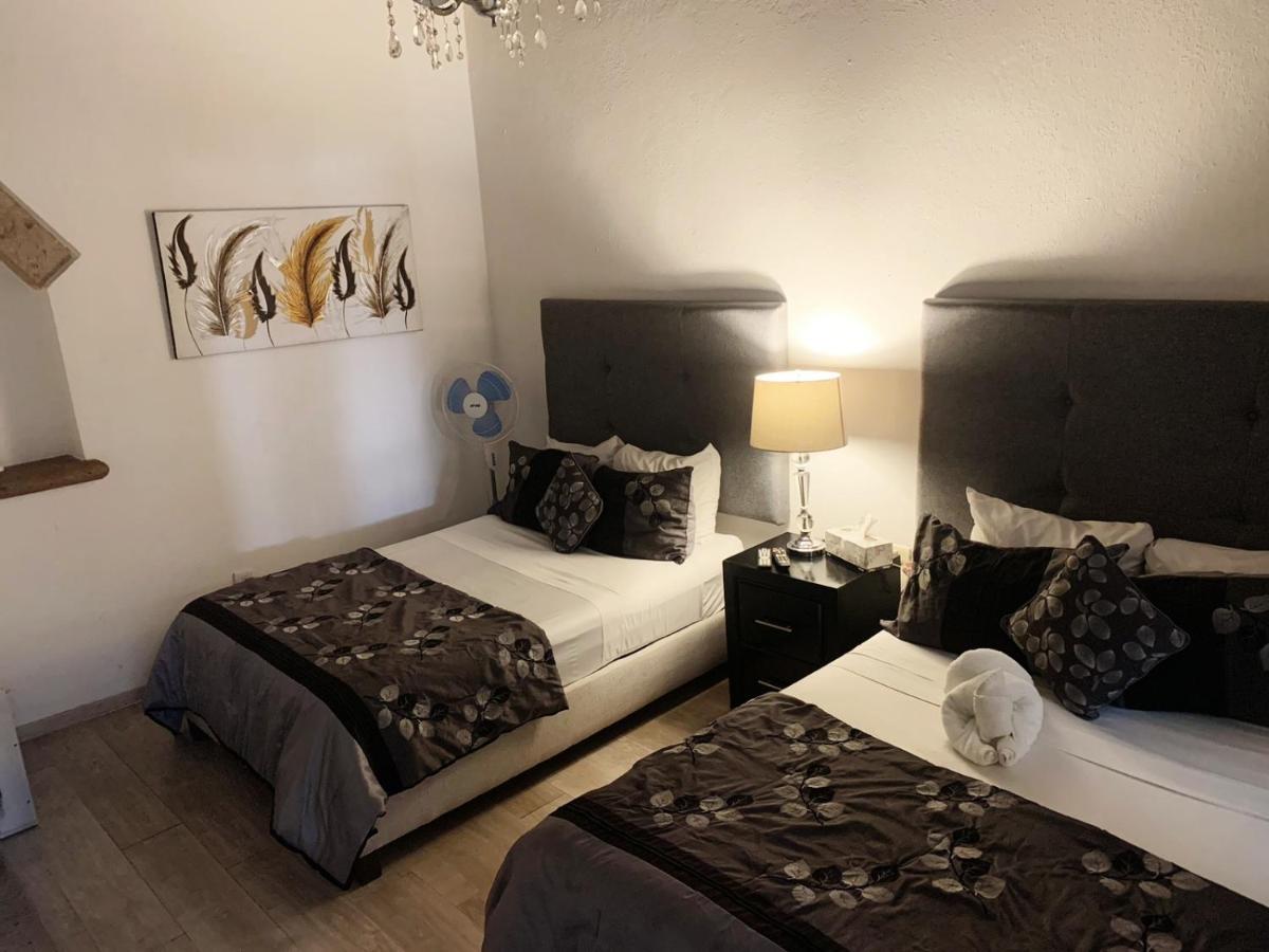 M Hoteles Concepto Morelia Bagian luar foto